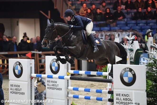 Charlotte Philippe net naast het podium...