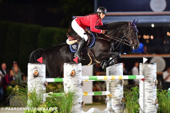 Virginie Thonon wint nog maar eens in Oliva!