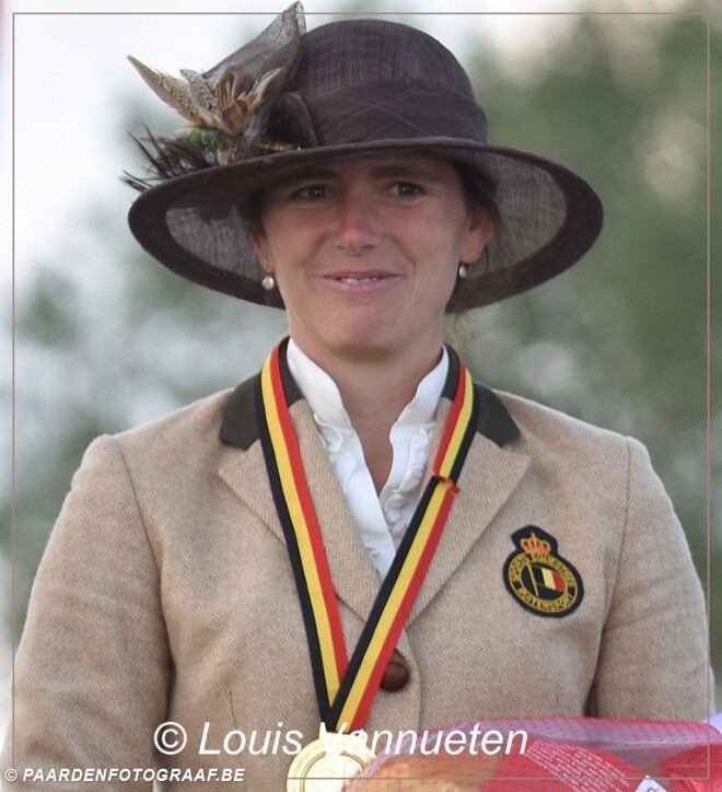 Tinne Bax wint Top Driver Award 2017