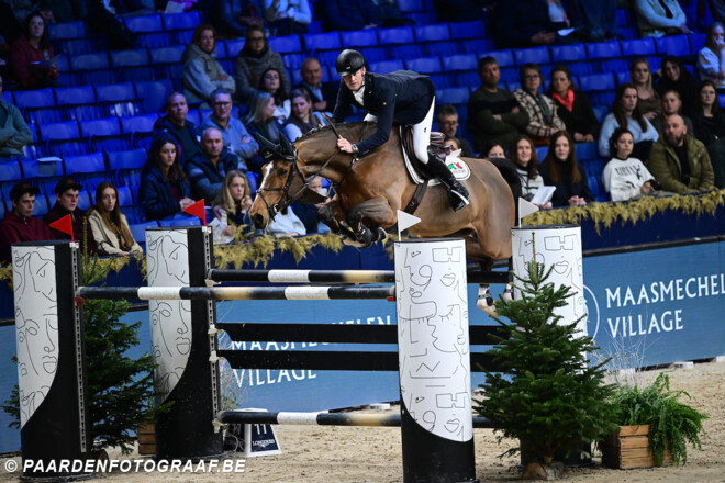 Top 10-klassering voor Niels Bruynseels in Oliva!
