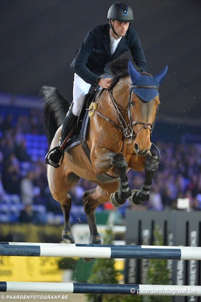 Pieter Devos derde en WB Lyon
