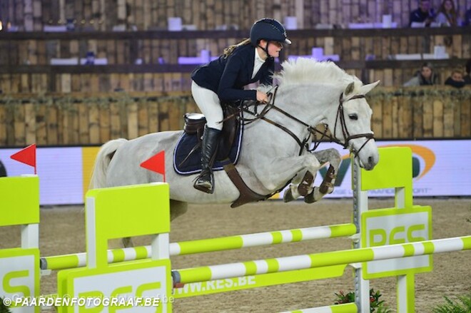 Aline Sercu derde in FEI Jumping Trophy GP