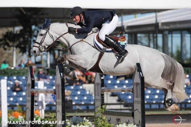 HH Dark de la Hart wint 1.50m Wellington