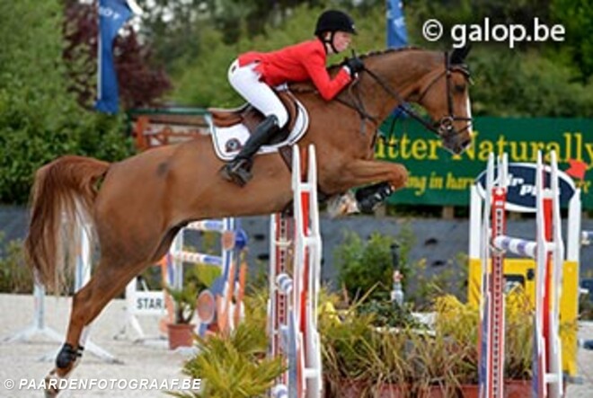 Valerie Van De Poel op het podium in Lamprechtshausen