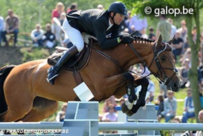 Delaveau wint Derby, Nabab de Revel pakt puntenspringen