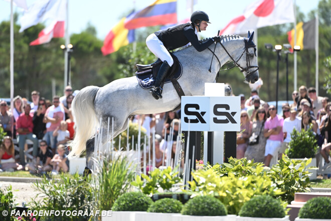Zoe Conter neemt goede start in St. Tropez
